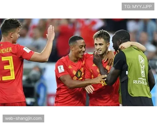 阿特拉斯主场三比三战平蓝十字,双方上演进球大战